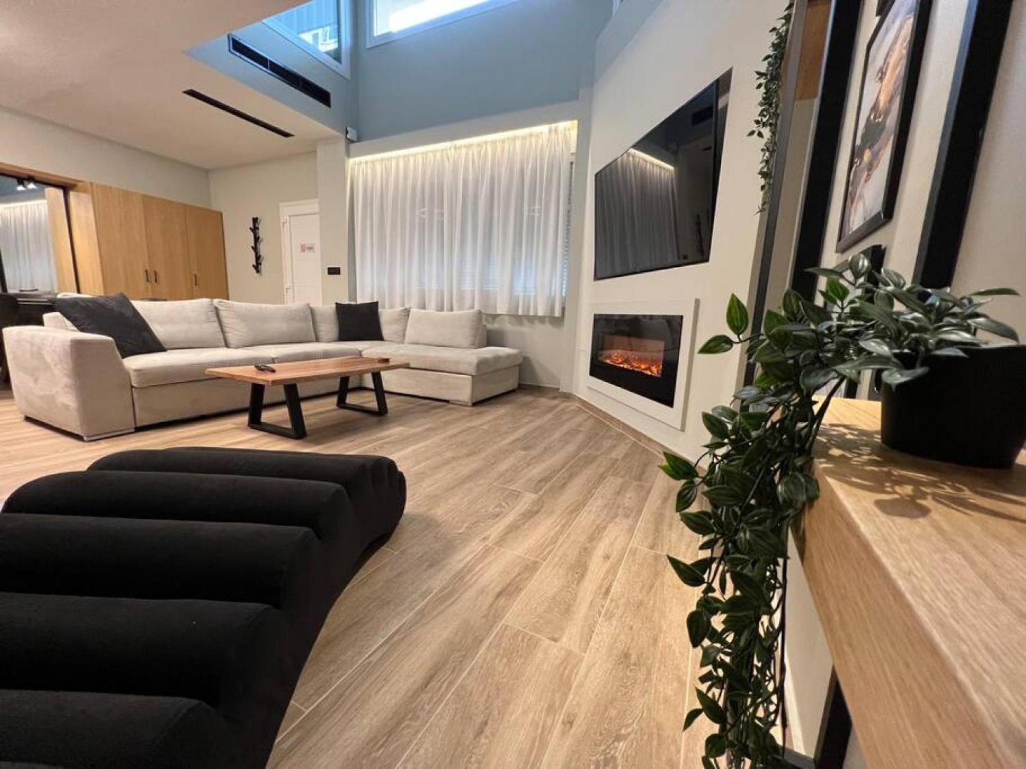Luxurious Maisonette In Яніна Екстер'єр фото